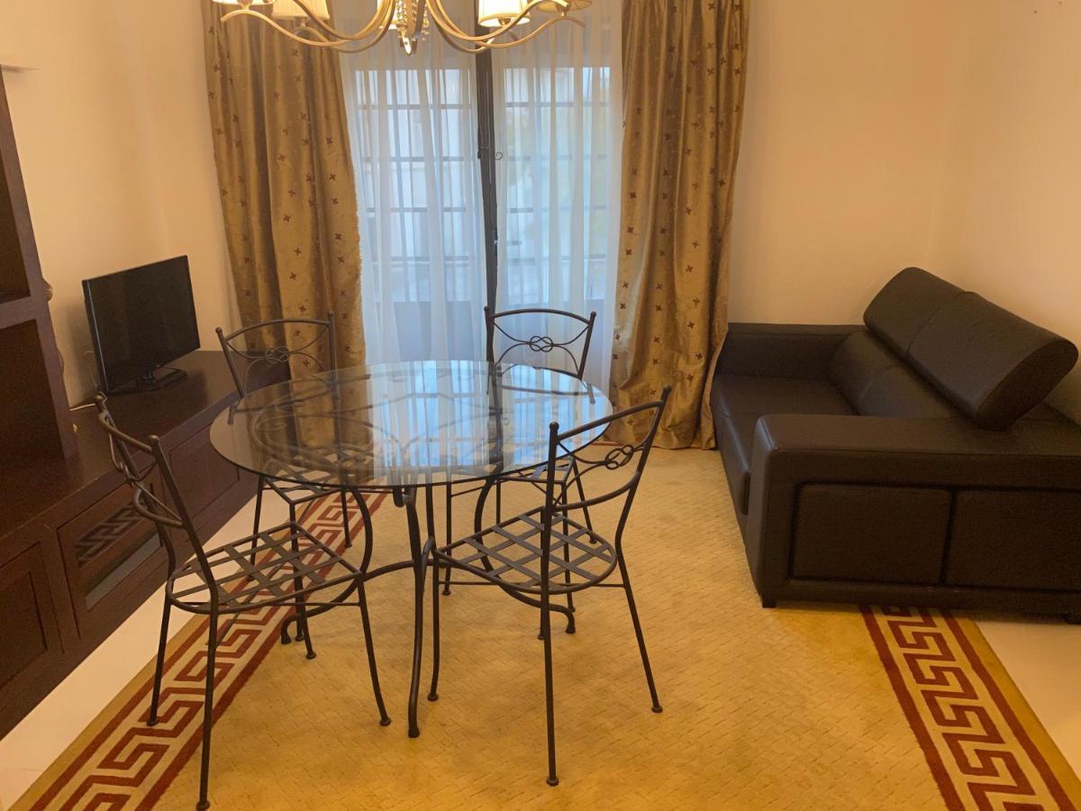 Appartamento Casa Mouzinho De Albuquerque Ourém Esterno foto